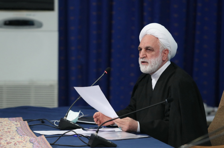 انتقاد حزب ندای ایرانیان از پلمب کسب‌وکارها به‌ دلیل «کشف حجاب»: رئیس قوه قضاییه مدافع حقوق پایمال شده مردم باشد و دستور به توقف این اقدامات غیرقانونی بدهد